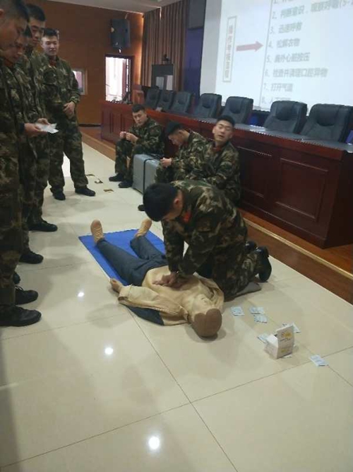 红十字应急救护培训走进双滦区公安消防大队(图9)
