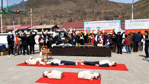 滦平县红十字会组织群众开展应急救护培训(图4)