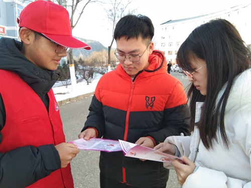 爱心融化冰雪,献血点燃希望——早期临床促进会助力无偿献血志愿活动(图2)